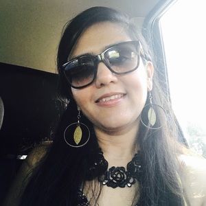 Meet your Posher, Sonam